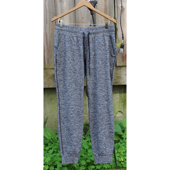 Lululemon - sz 10 - Ready to Rulu Fleece Jogger in Heathered Black, Excellent - Picture 3 of 13